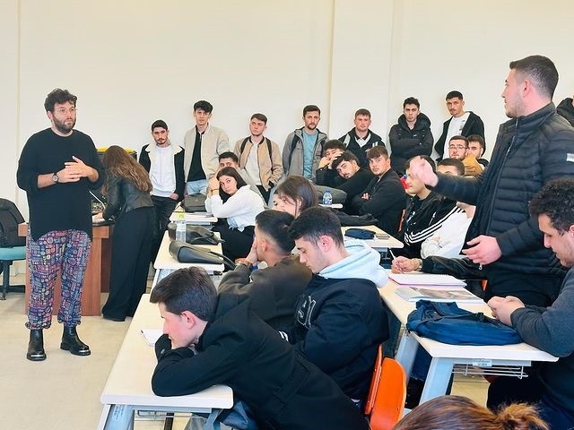 Yüksekokulumuzda Bağımlılıkla Mücadele Farkındalık Eğitimi Düzenlendi