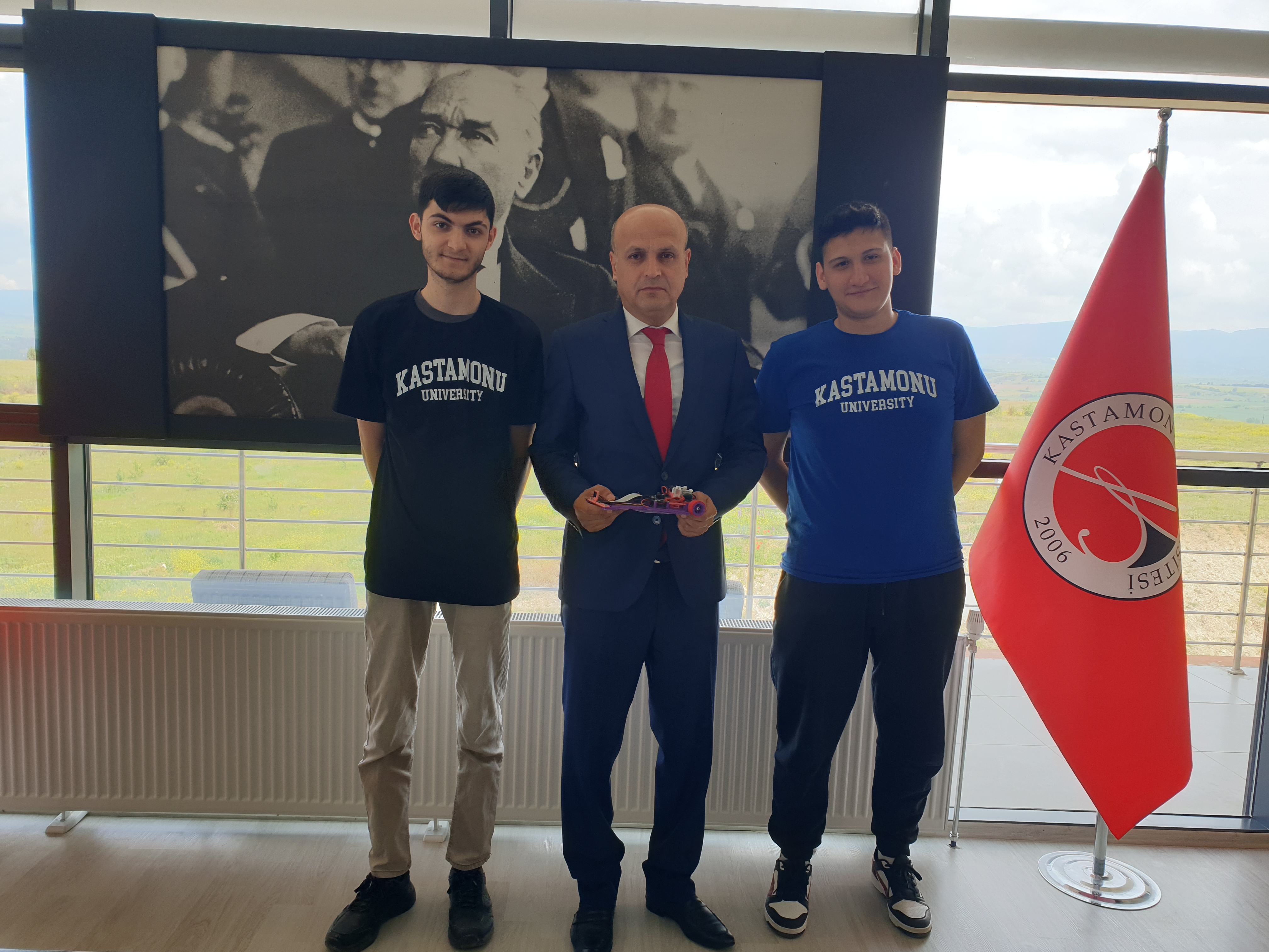 RoboMyo ile Büyük Başarı: Elektrik ve Enerji Bölümü Öğrencileri Türkiye 6’ncısı Oldu