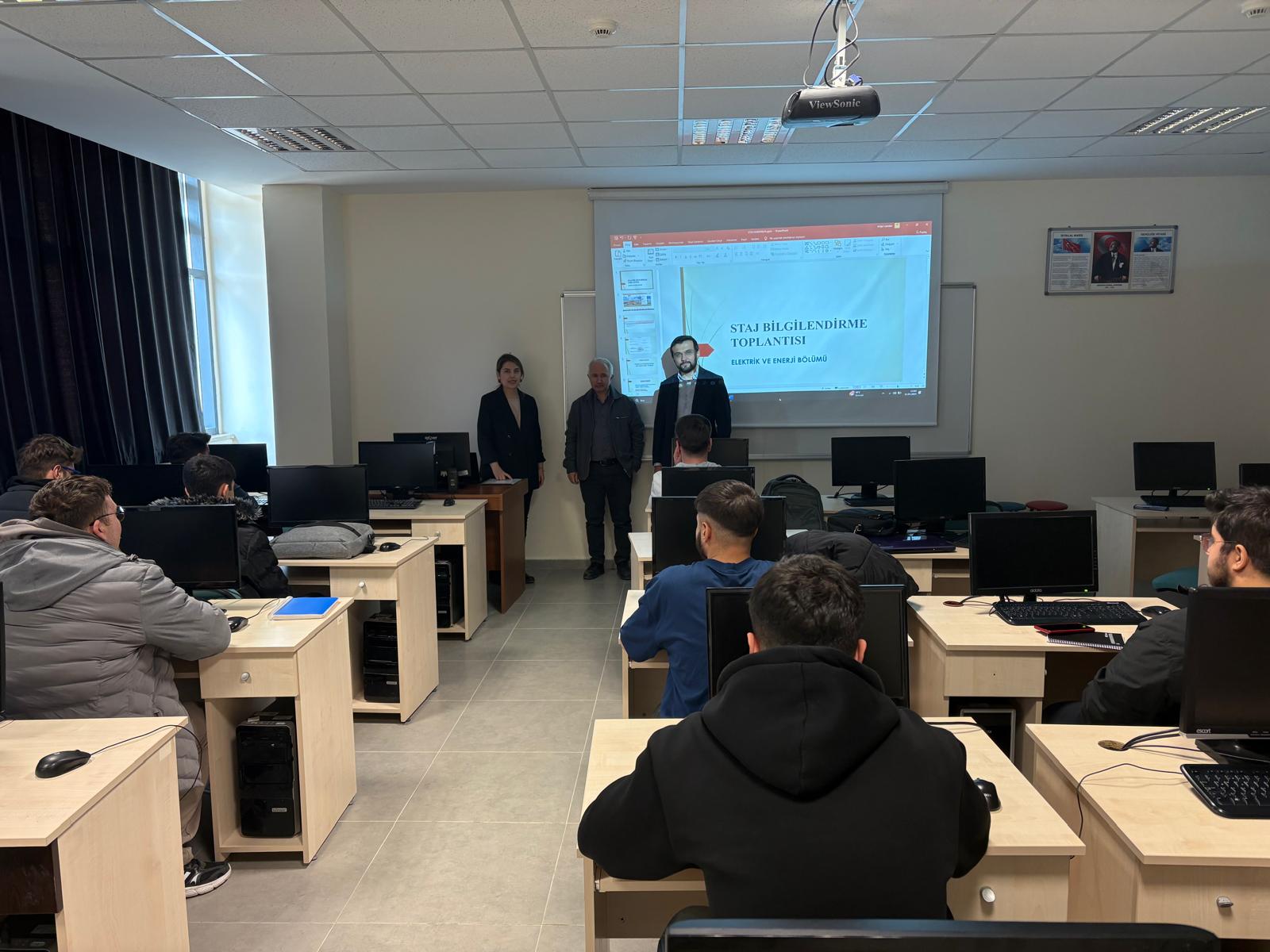 Elektrik Programı Öğrencilerine 11 Mart 2025 Tarihli Staj Bilgilendirme Toplantısı Yapıldı