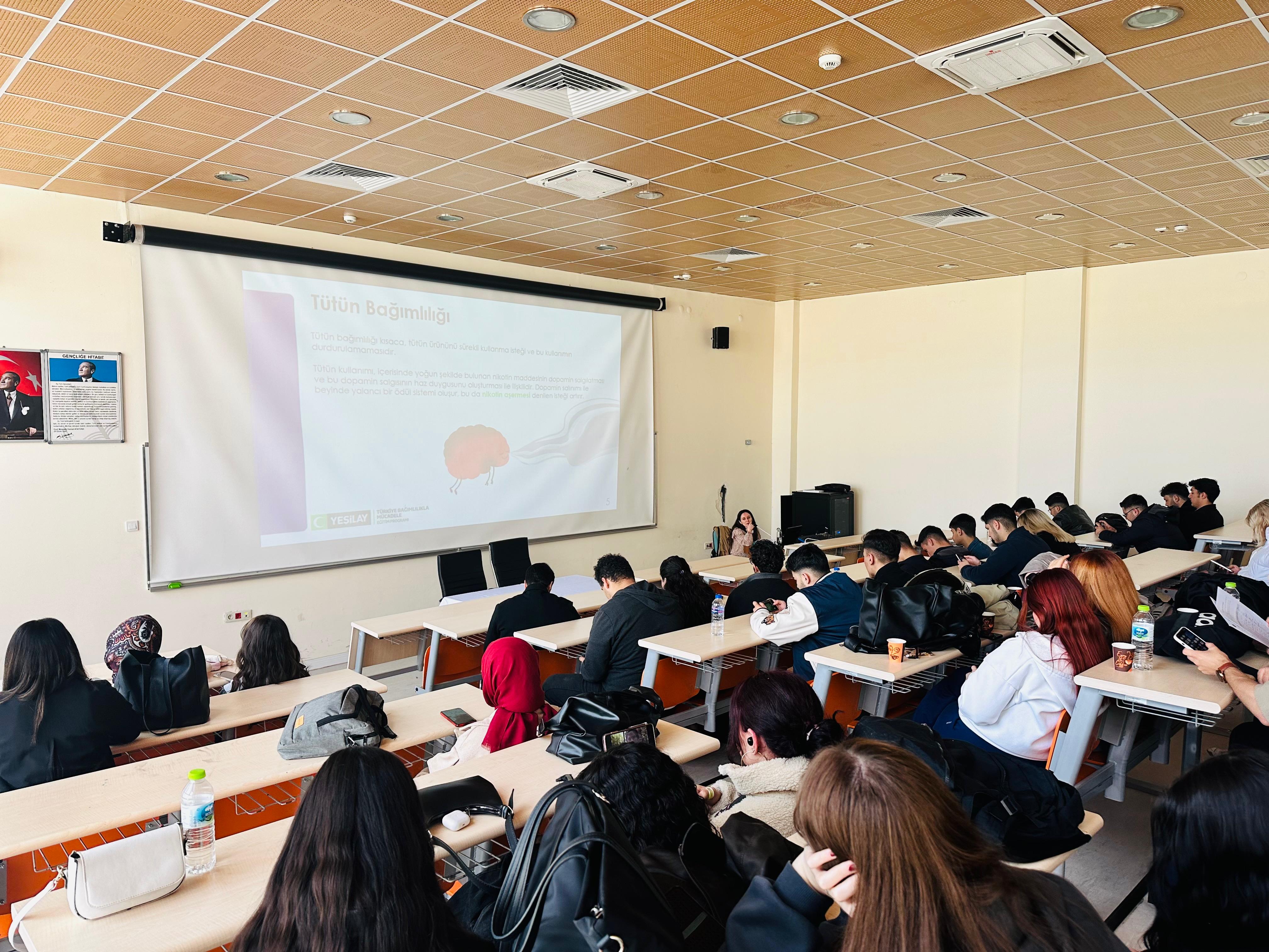 İnşaat Teknolojisi Programı Öğrencilerine Tütün Bağımlılığı Eğitimi Verildi