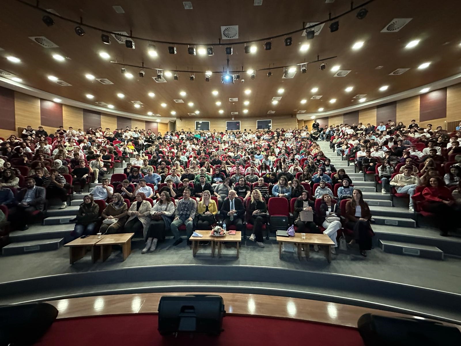 Kastamonu Meslek Yüksekokulu Öğrencilerine Oryantasyon Eğitimi