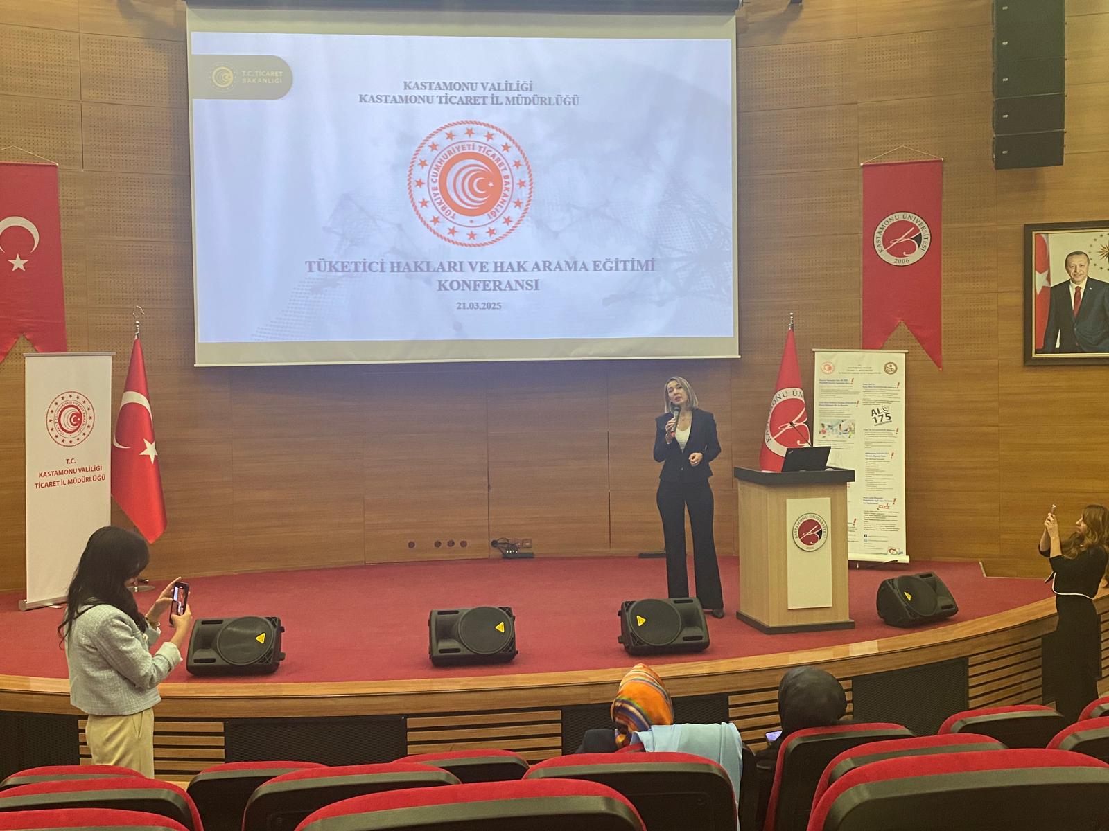 Yüksekokulumuz Öğrencileri Tüketici Hakları ve Hak Arama Eğitimine Katıldı