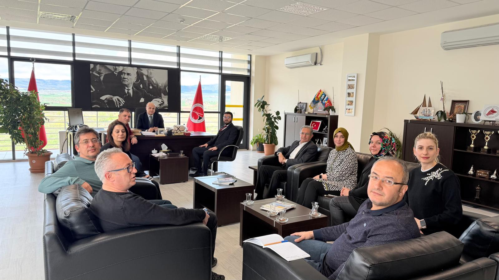 Meslek Yüksekokulumuzda Bölüm Başkanları Toplantısı Gerçekleştirildi