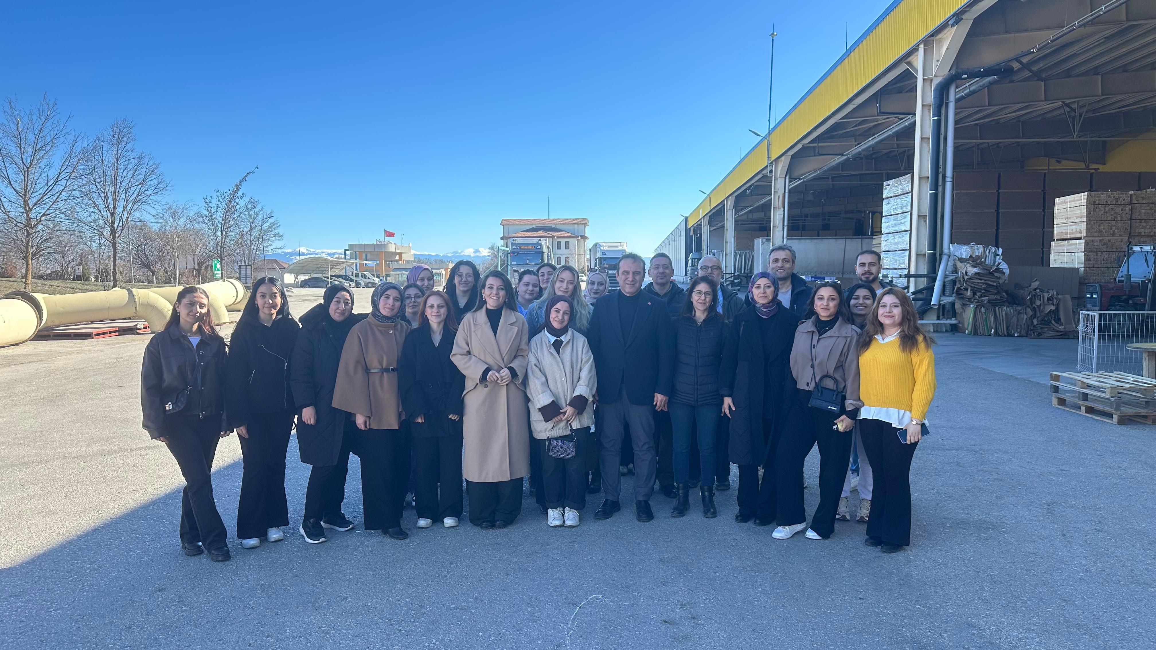 İnsan Kaynakları Yönetimi Programı Öğrencilerinden Kastamonu Entegre’ye Teknik Gezi