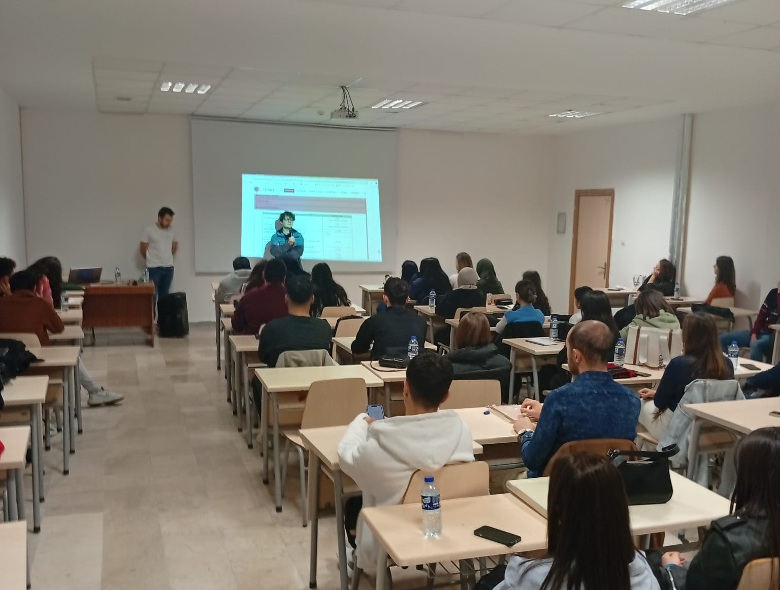 Erasmus+ Staj Hareketliliği Deneyim Paylaşımı Toplantısı Düzenlendi