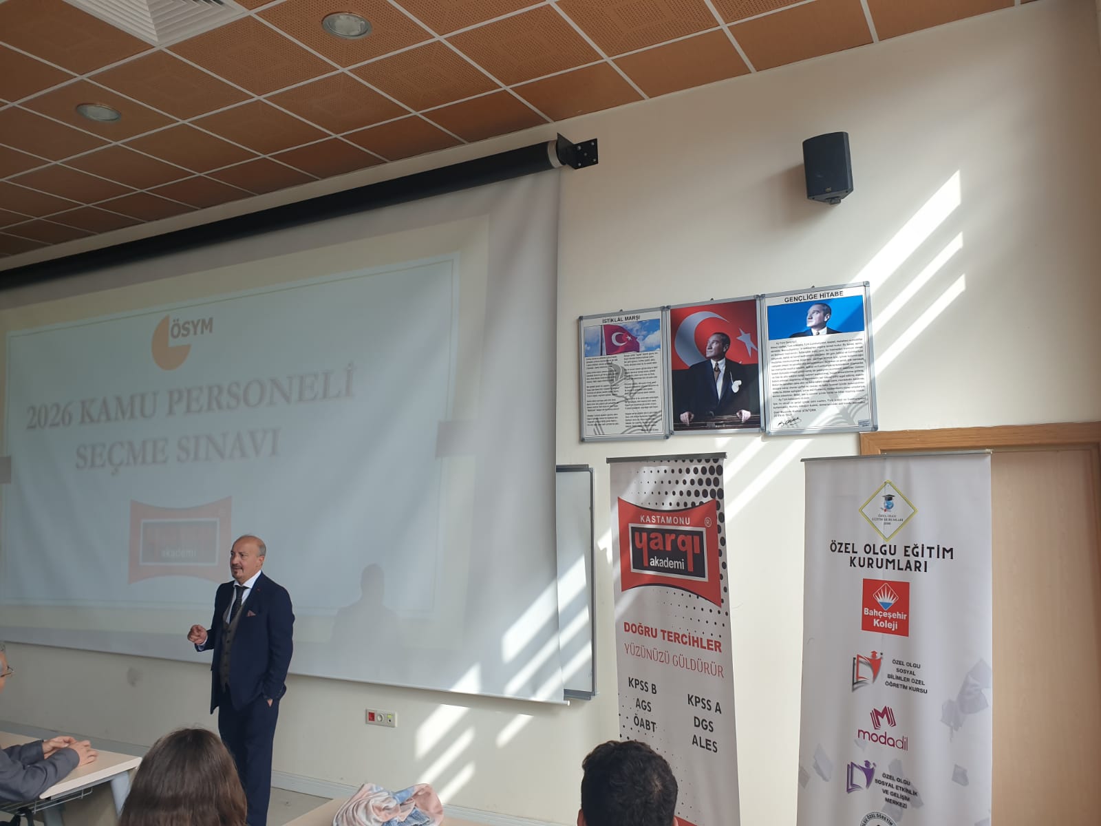 Basım ve Yayım Teknolojileri Öğrencilerine KPSS Bilgilendirme Semineri