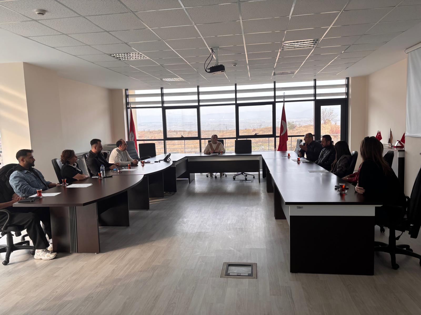 Basım ve Yayım teknolojileri Programı Danışma Kurulu Toplantısı Gerçekleştirildi