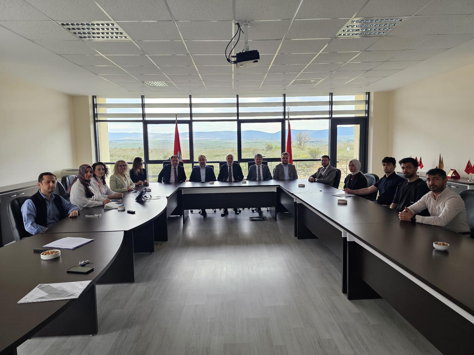 Bilgisayar Teknolojileri Bölümümüzde Üniversite-Sanayi İş Birliğini Güçlendiren Önemli Adım