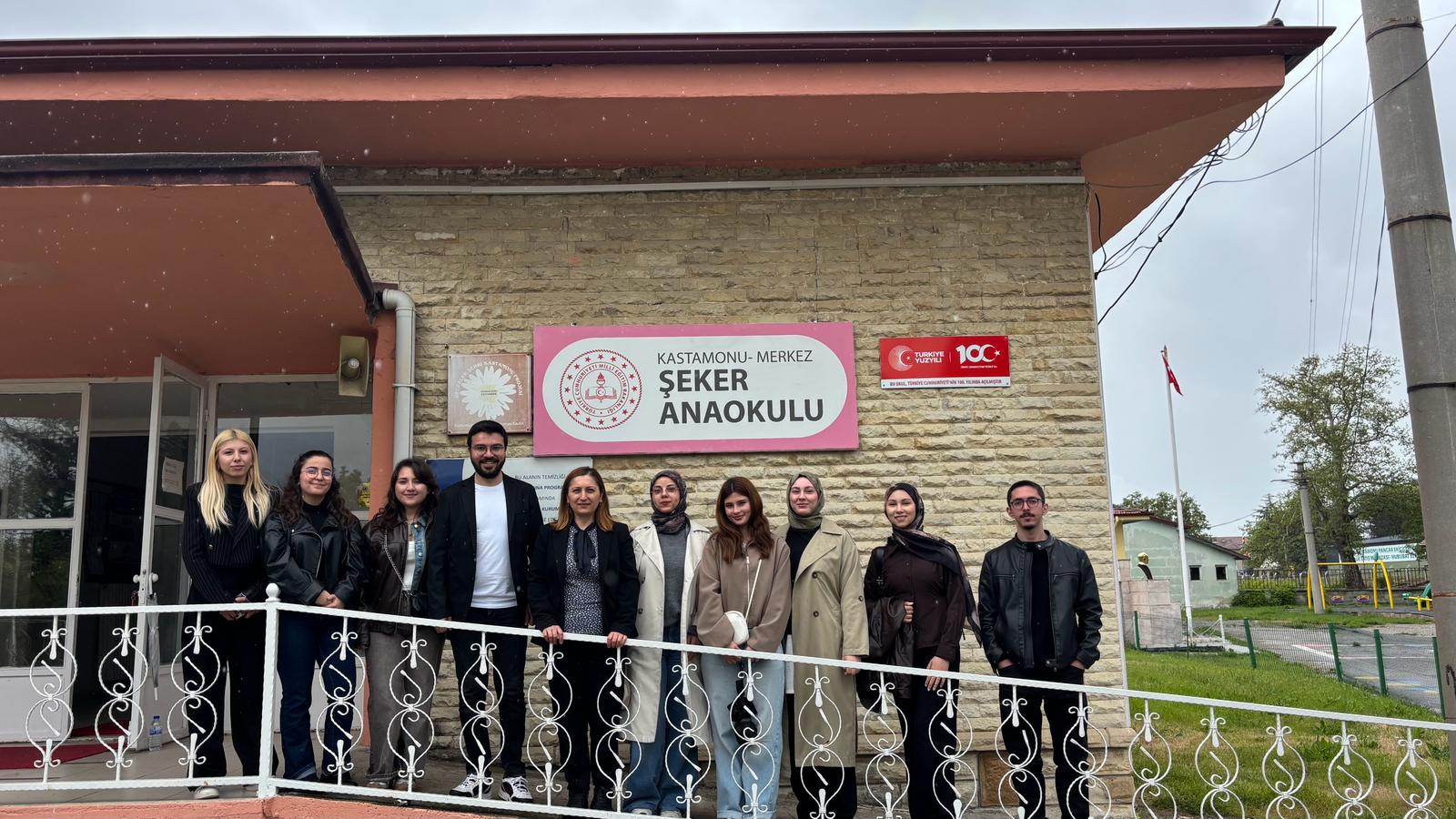  Minik Eller Büyük İzler Bıraktı: Meslek Yüksekokulumuzdan İki Anlamlı Sosyal Sorumluluk Projesi Tamamlandı!