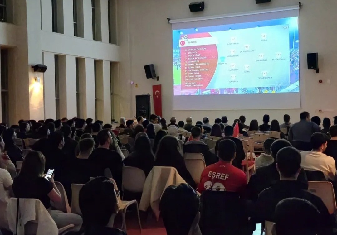 Kastamonu Üniversitesi Milli Maç Coşkusunda Tek Yürek Oldu!