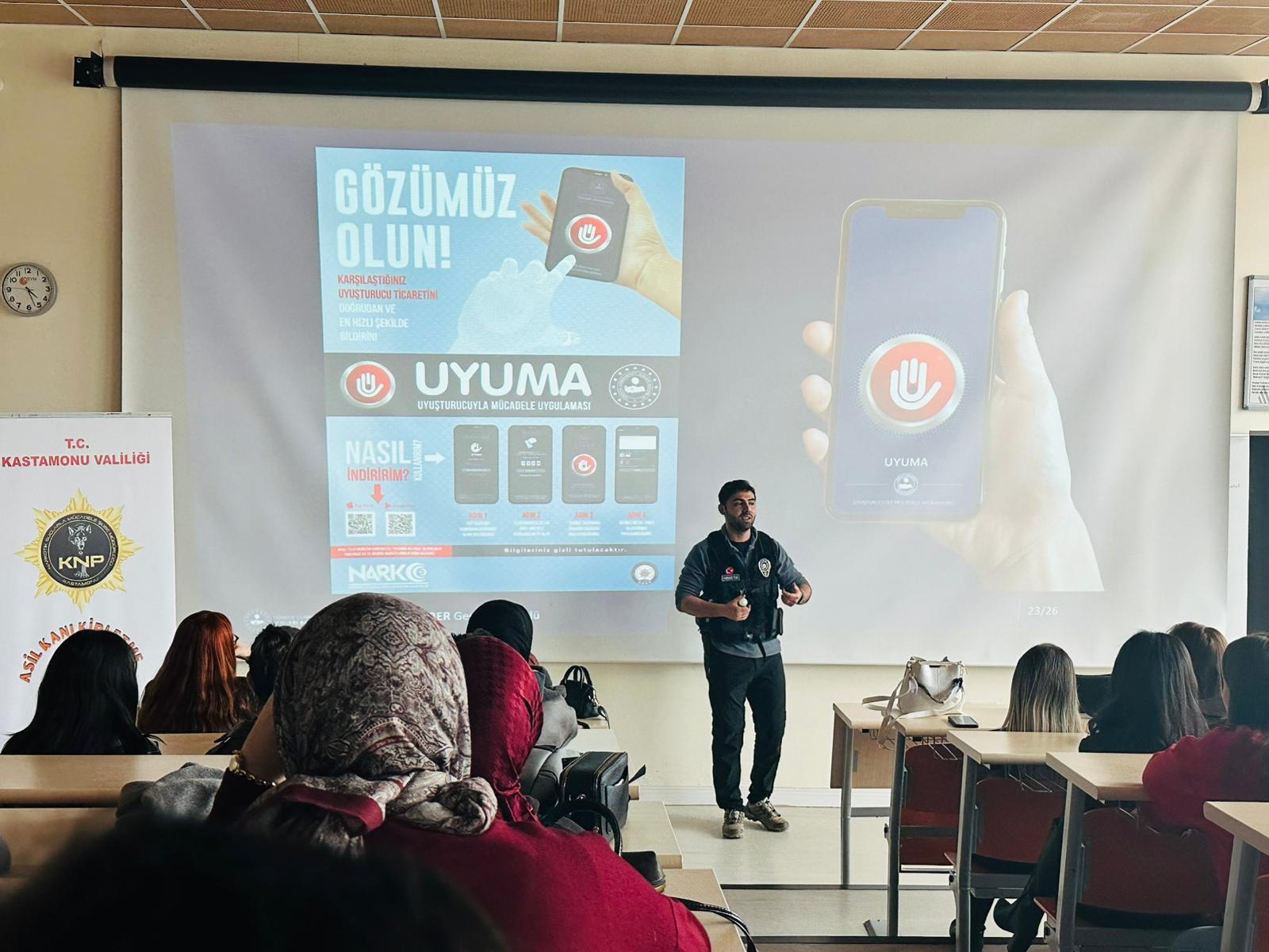 Kastamonu Narkotik Şube’den Meslek Yüksekokulumuzda Bağımlılıkla Mücadele Eğitimi