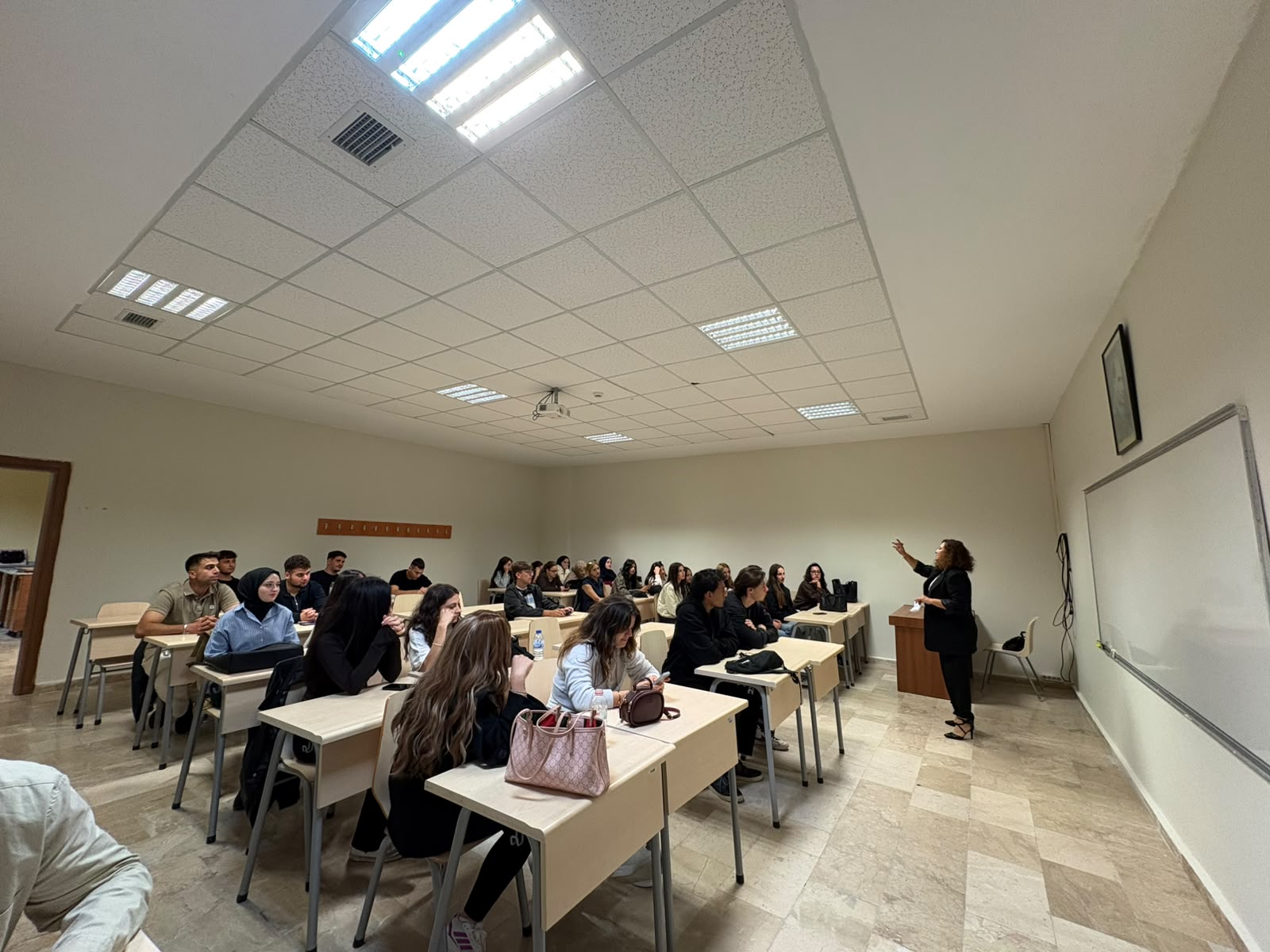 Basım ve Yayım Teknolojileri Programı 1. Sınıf Öğrencilerine Oryantasyon Eğitimi Verildi