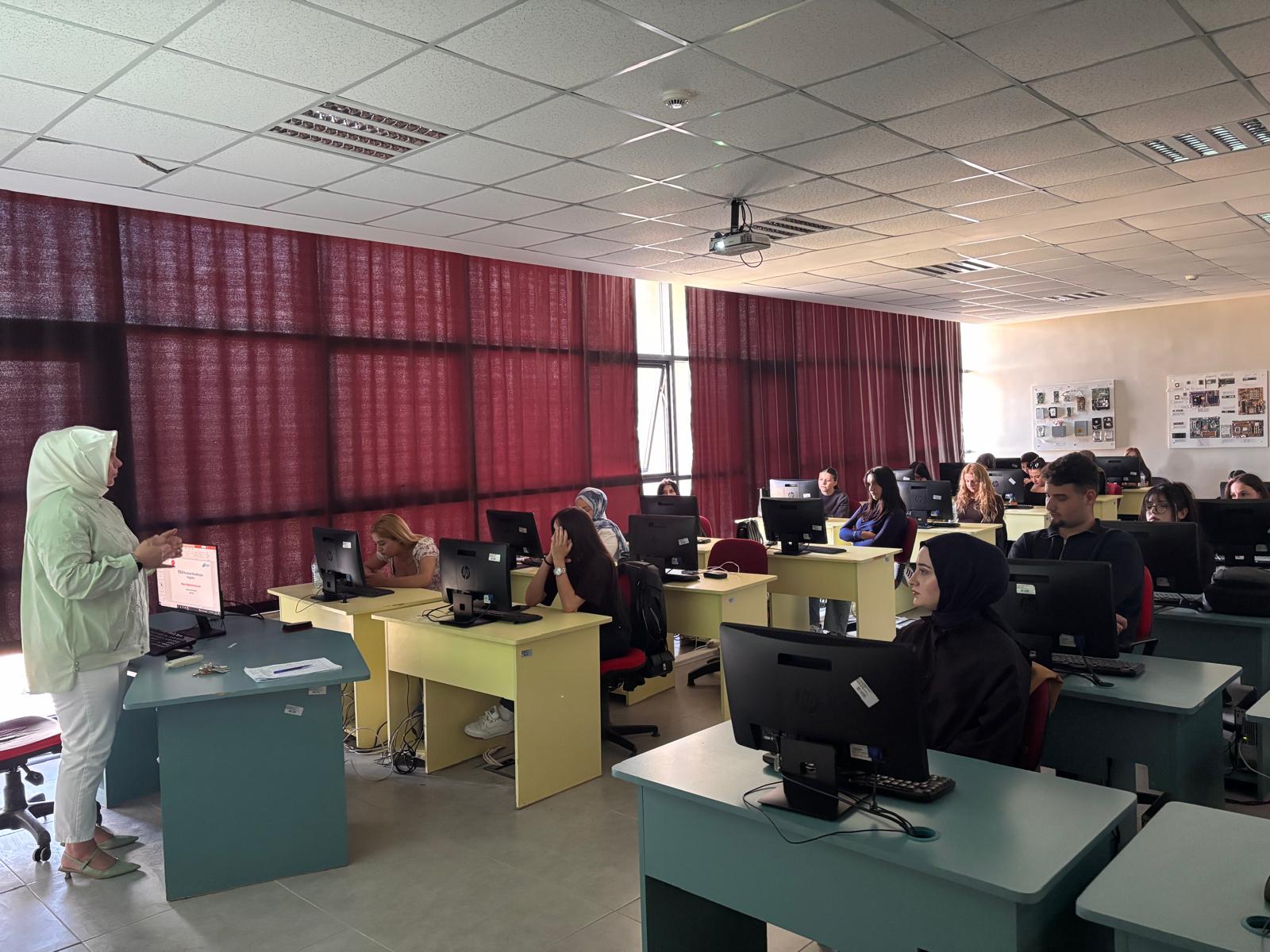 Basım ve Yayım Teknolojileri Programı 2. Sınıf Öğrencilerine Oryantasyon Eğitimi Verildi